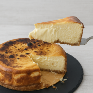 Tarta de Queso Cremosa (Estilo Vasca)